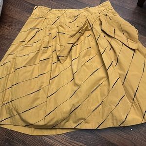 Vintage Anthropology embroidered skirt  size 10